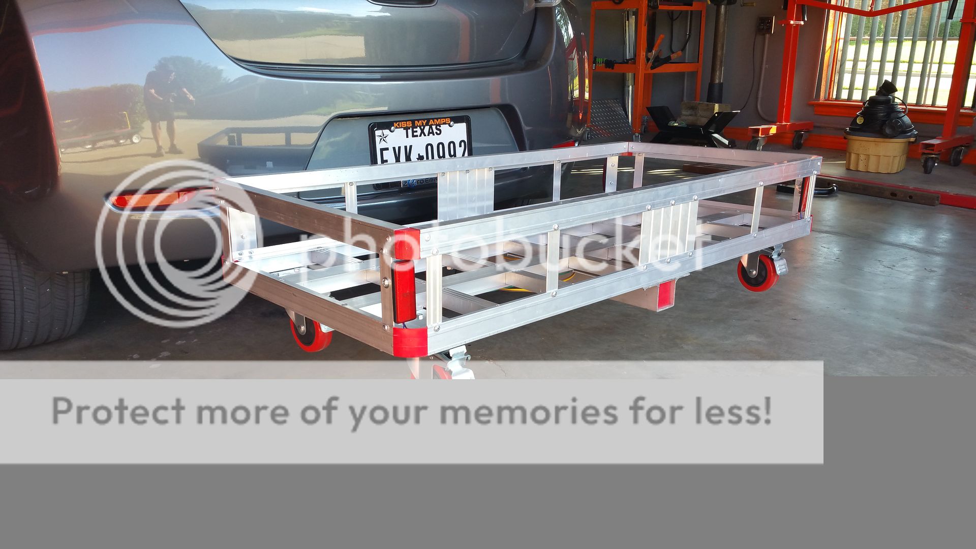CUSTOM ALUMINUM HITCH CARRIER W/ WHEELS & LEDS - My Nissan Leaf Forum